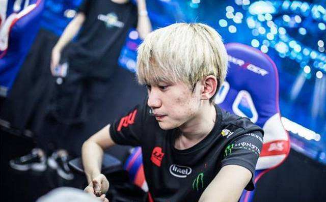 限于战术上 限于战术上